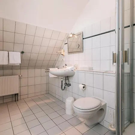 高尔施福克酒店 酒店 3*