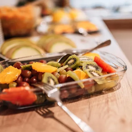 高尔施福克酒店 3*