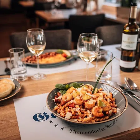 高尔施福克酒店 3* 蒂门多弗施特兰德