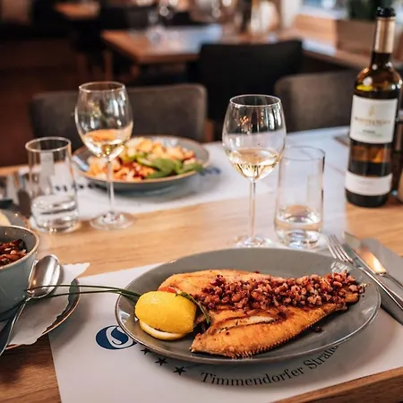 高尔施福克酒店 3*