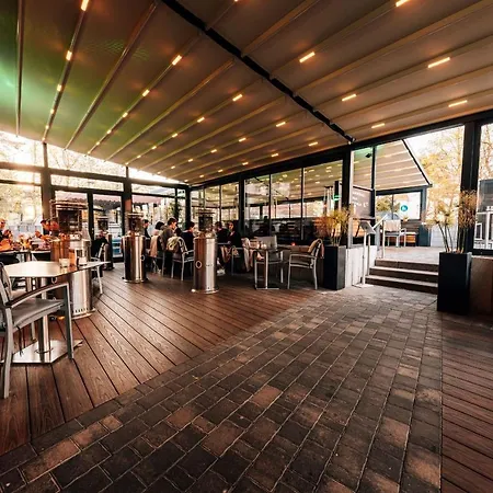 高尔施福克酒店 3*