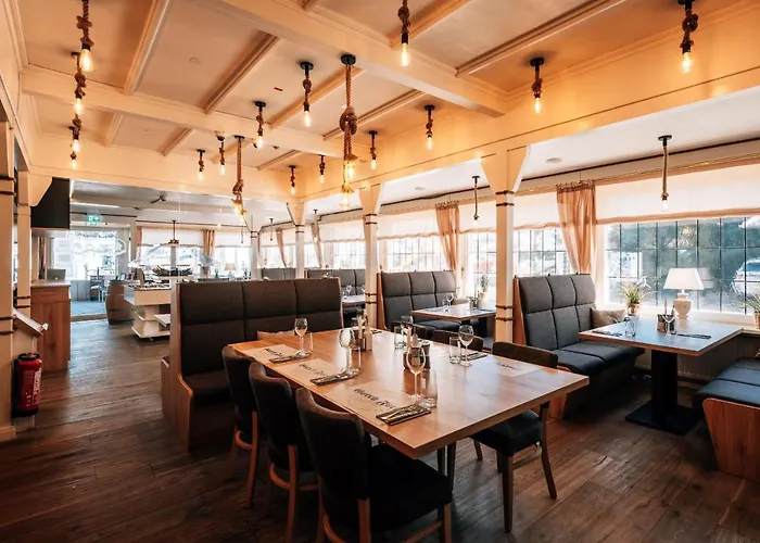 Gorch Fock Hotell 3*